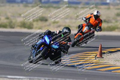 media/Nov-06-2022-SoCal Trackdays (Sun) [[208d2ccc26]]/Turn 11 (10am)/